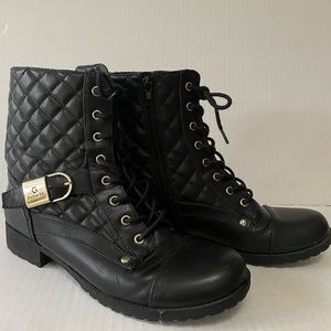 Guess Boots Quilted Moto Combat Style Black Side Zippers  7.5